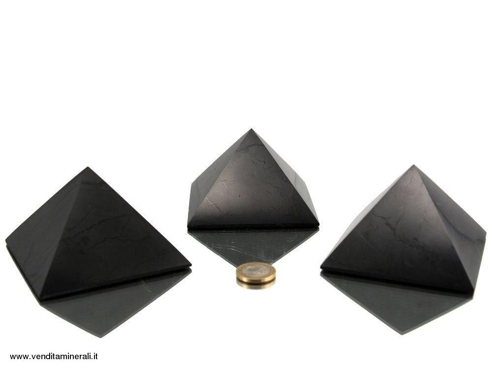 Piramide di shungite 9 cm