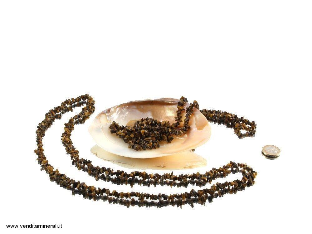 Lunga catena di schegge di occhi di tigre