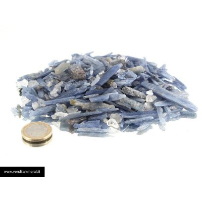 Piccole pietre grezze di cianite (cianite, disten) - 1 kg