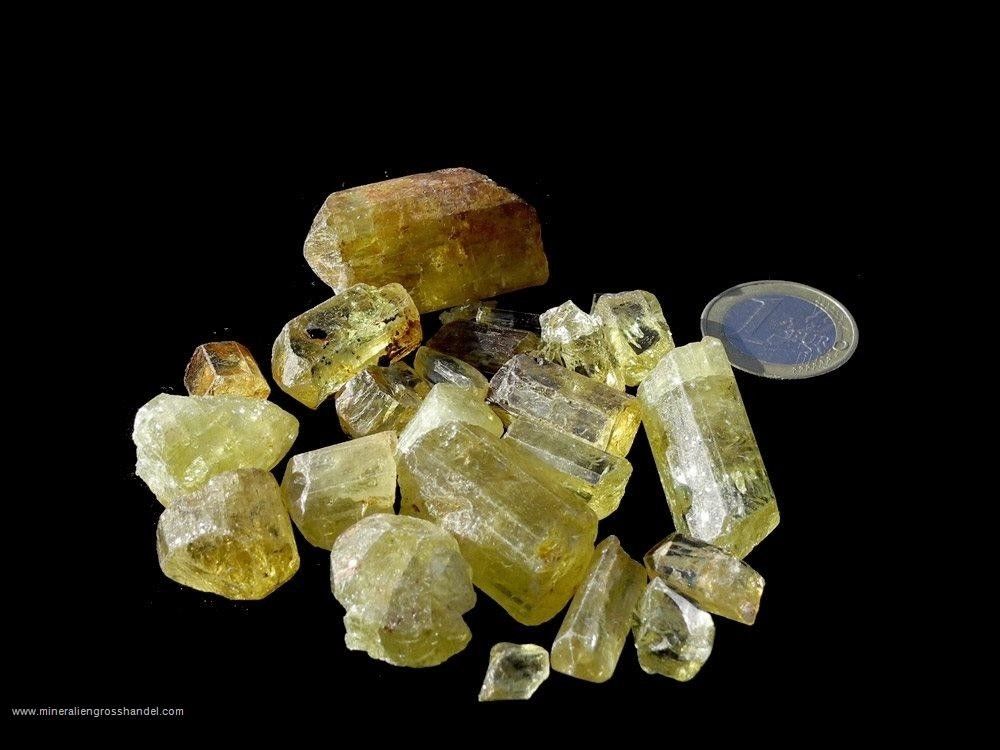 Cristalli di fluorapatite / pietre grezze 50 g