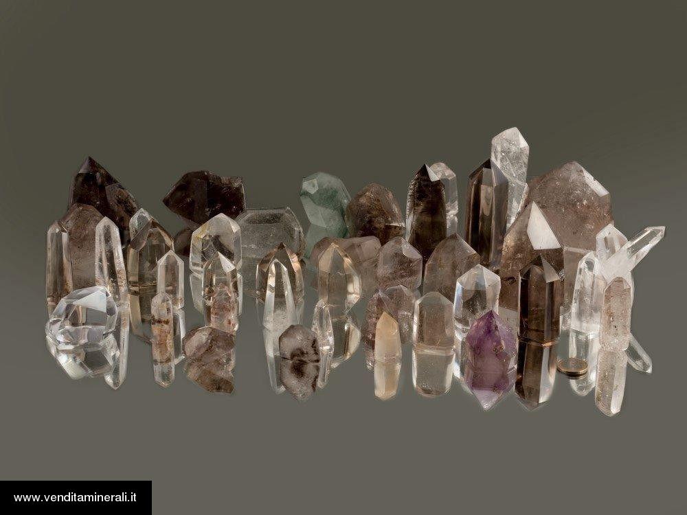 Lotto di 41 pezzi di cristalli di roccia lucidati - Madagascar