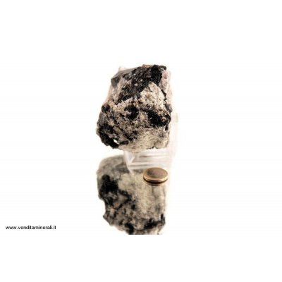 Cristallo di tormalina con superficie terminale