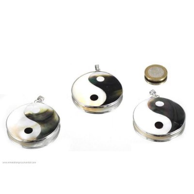 Yin Yang ciondolo in madreperla