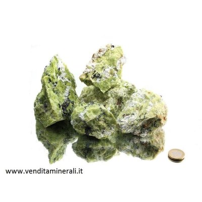 Pietre ruvide di Lizardite (giada norvegese) - 1 kg