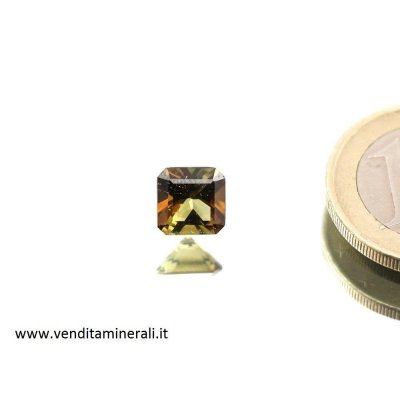 Tormalina marrone / gialla sfaccettata