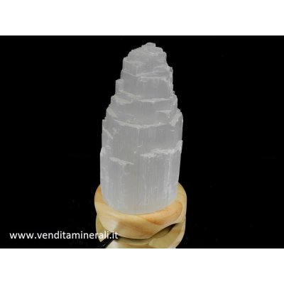 Lampada di selenite con impianto elettrico e presa