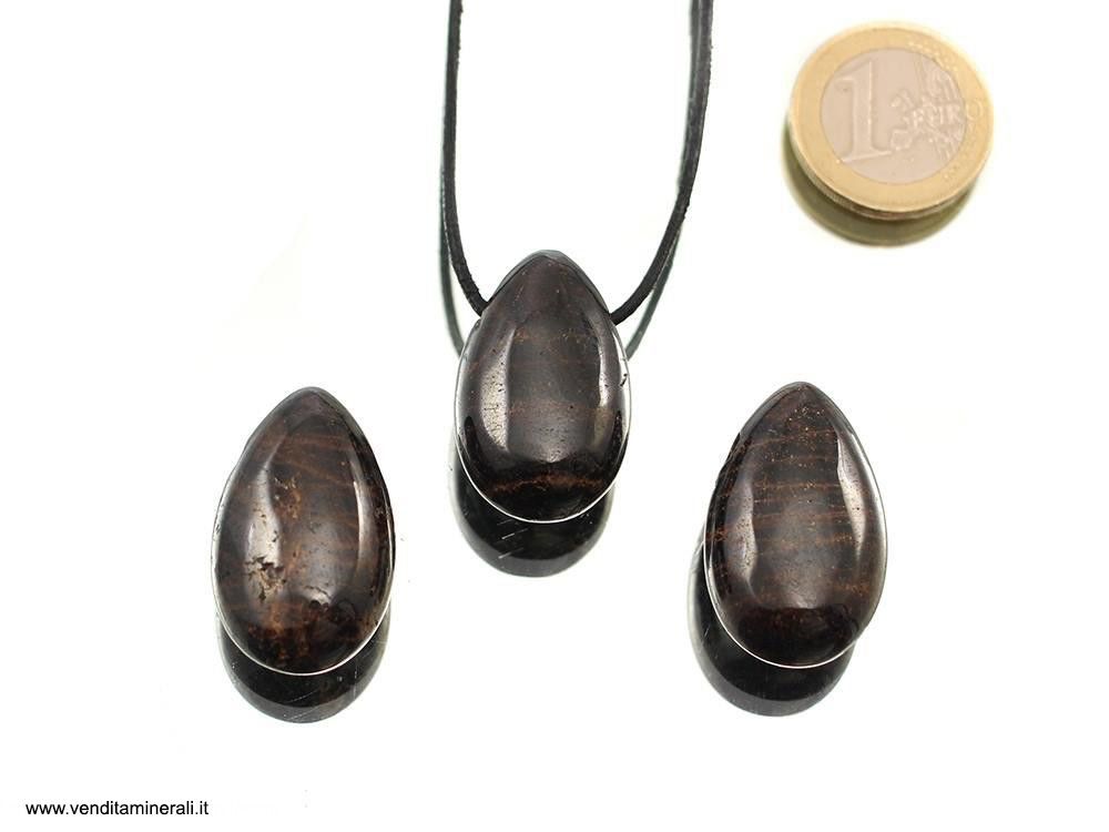 Pendente a goccia in titanite