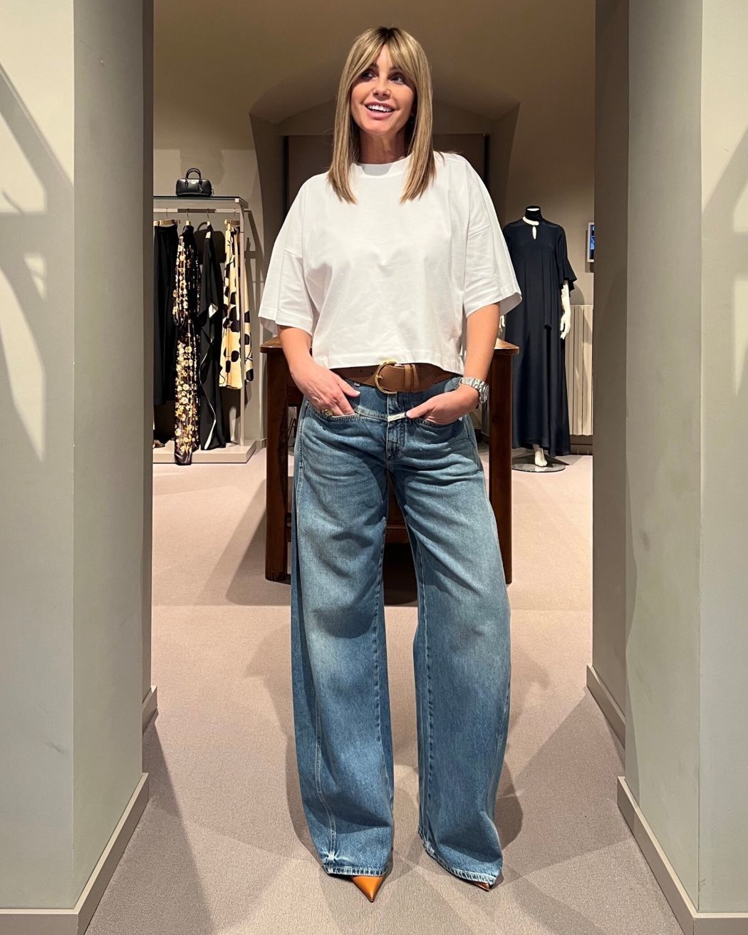 T-shirt Deep Yoke Panna CLOSED