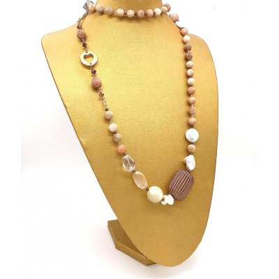 Collana con madreperla cappuccino pietra fossile e perle