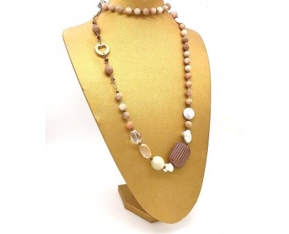 Collana con madreperla cappuccino pietra fossile e perle