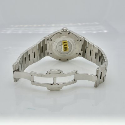 VACHERON CONSTANTIN OVERSEAS STEEL