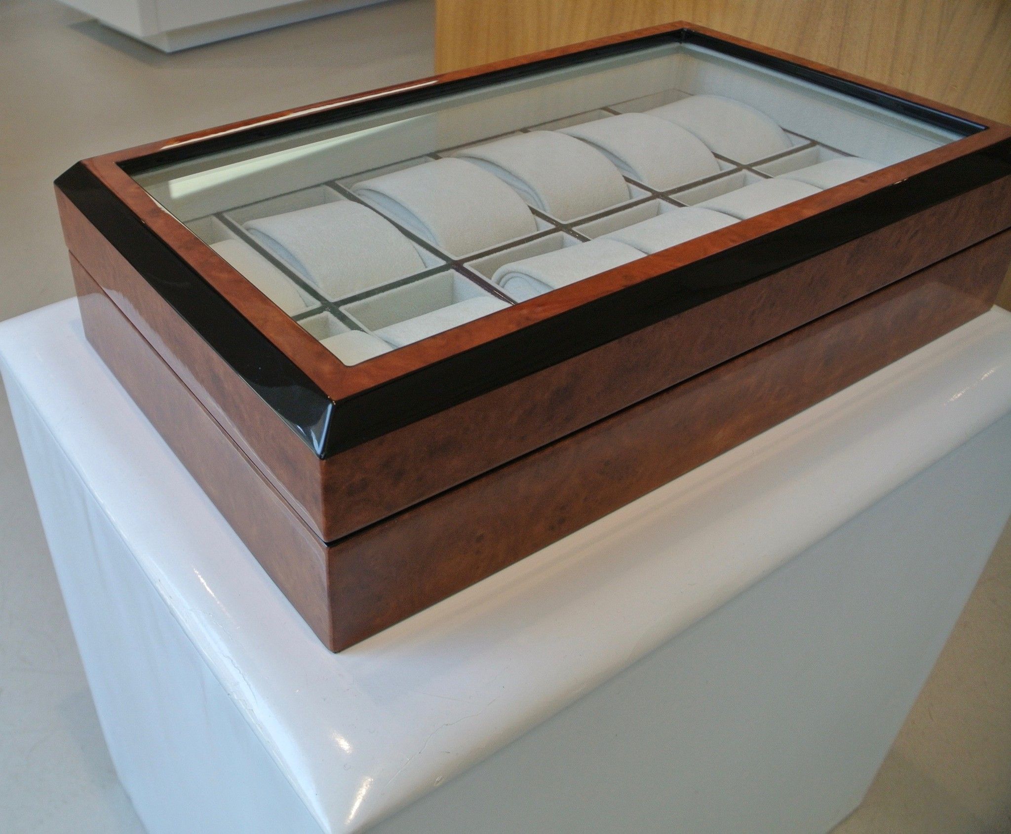 RAPPORT cofanetto portaorologi 12 pz in radica di legno
