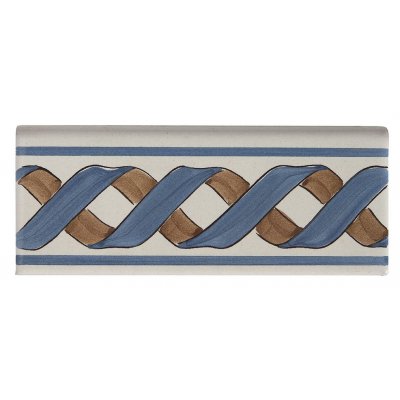 Battiscopa Ciclamino