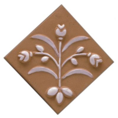 Tulipani Cotto Rilievo Bianco Antico Diagonale