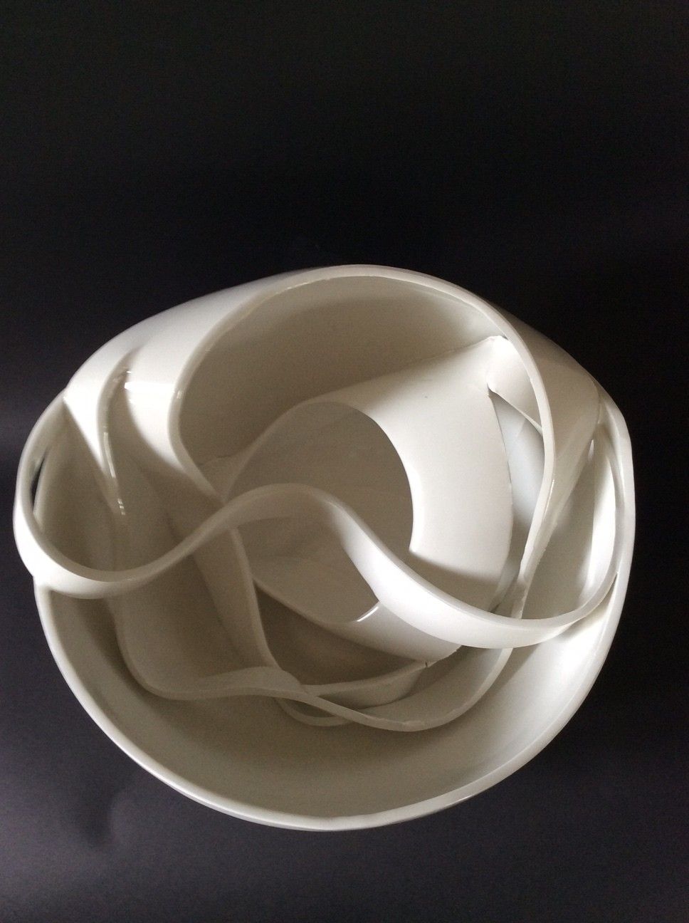 SCULPTURE  KATIA BRUGNOLO  " SINUOSITA'"  size  D 40 cm.