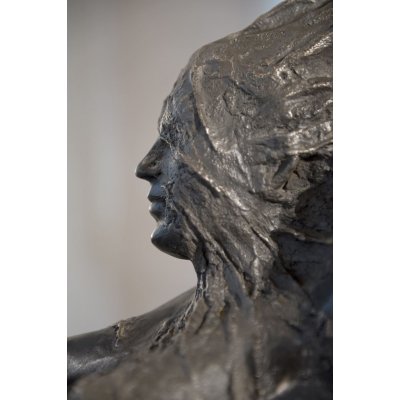 SCULTURA IN BRONZO SABRINA FERRARI ' SENSAZIONI DI VENTO CELATE (BIGGER) ' dimensioni L 80 x H 120 x P 58 cm.