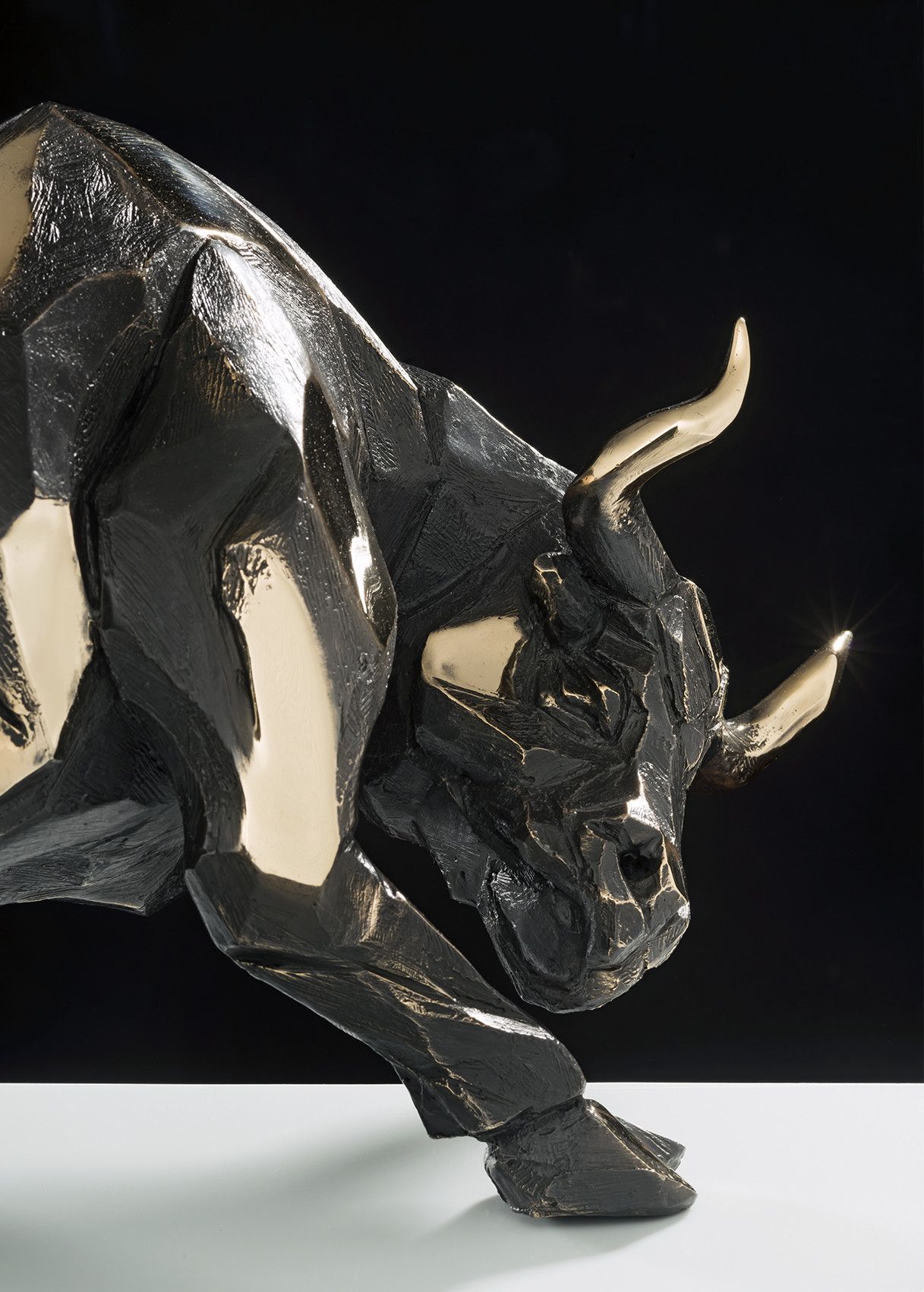 BRONZE SCULPTURE  SABRINA FERRARI ' EL DIABLO '  size  L 51 x H 30,5 x P 24 cm.