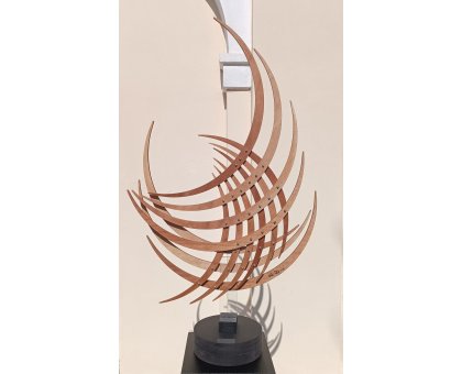 SCULTURA CESARE DE TONI ' SEQUENZA F. 13 - NATURAL ' dimensioni L 63 x H 110 x P 4 cm.