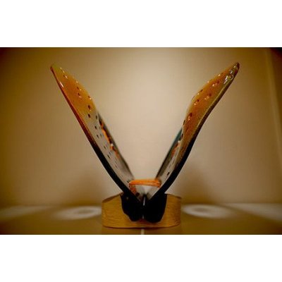 SCULTURA IN ARGILLA LUCIANA PEREGO ' METAMORFOSI 2 ' dimensioni L 15 x H 30 x P 15 cm.