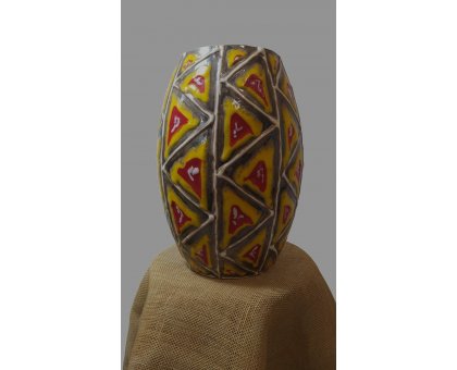 SCULTURA IN TERRACOTTA MARCELLO VITALE ' VASO GIALLO ' dimensioni H 32 cm.