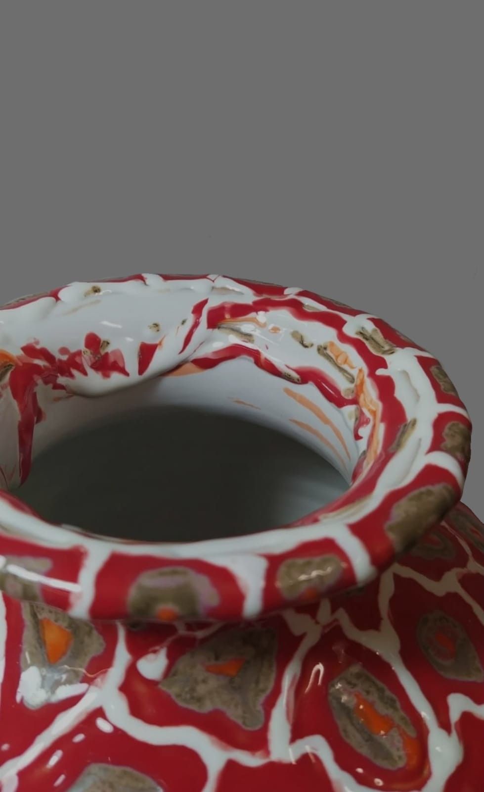 SCULTURA IN TERRACOTTA  MARCELLO VITALE ' VASO ROSSO '  dimensioni H 32 cm.