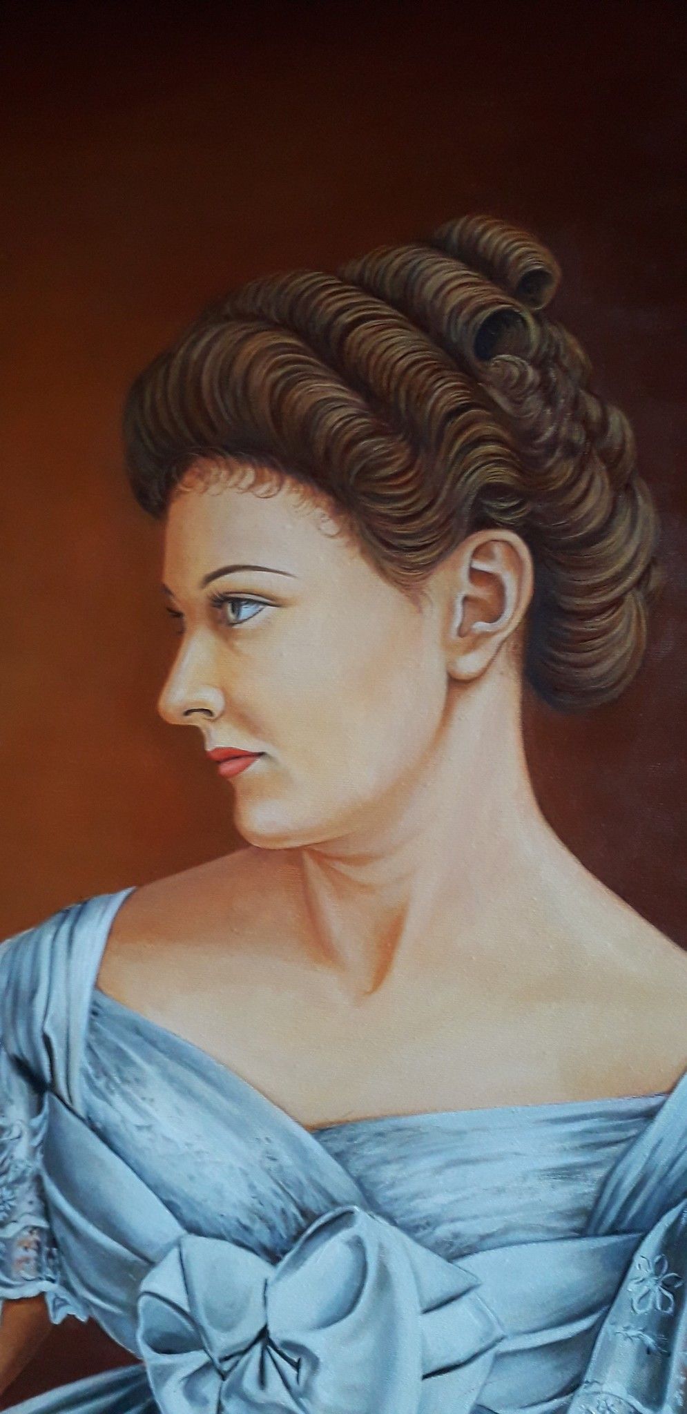 OLIO SU TELA  VALERIA BERGAMI ' SIGNORA IN BIANCO INIZI '900  '  dimensioni  L 80 x H 100 cm.