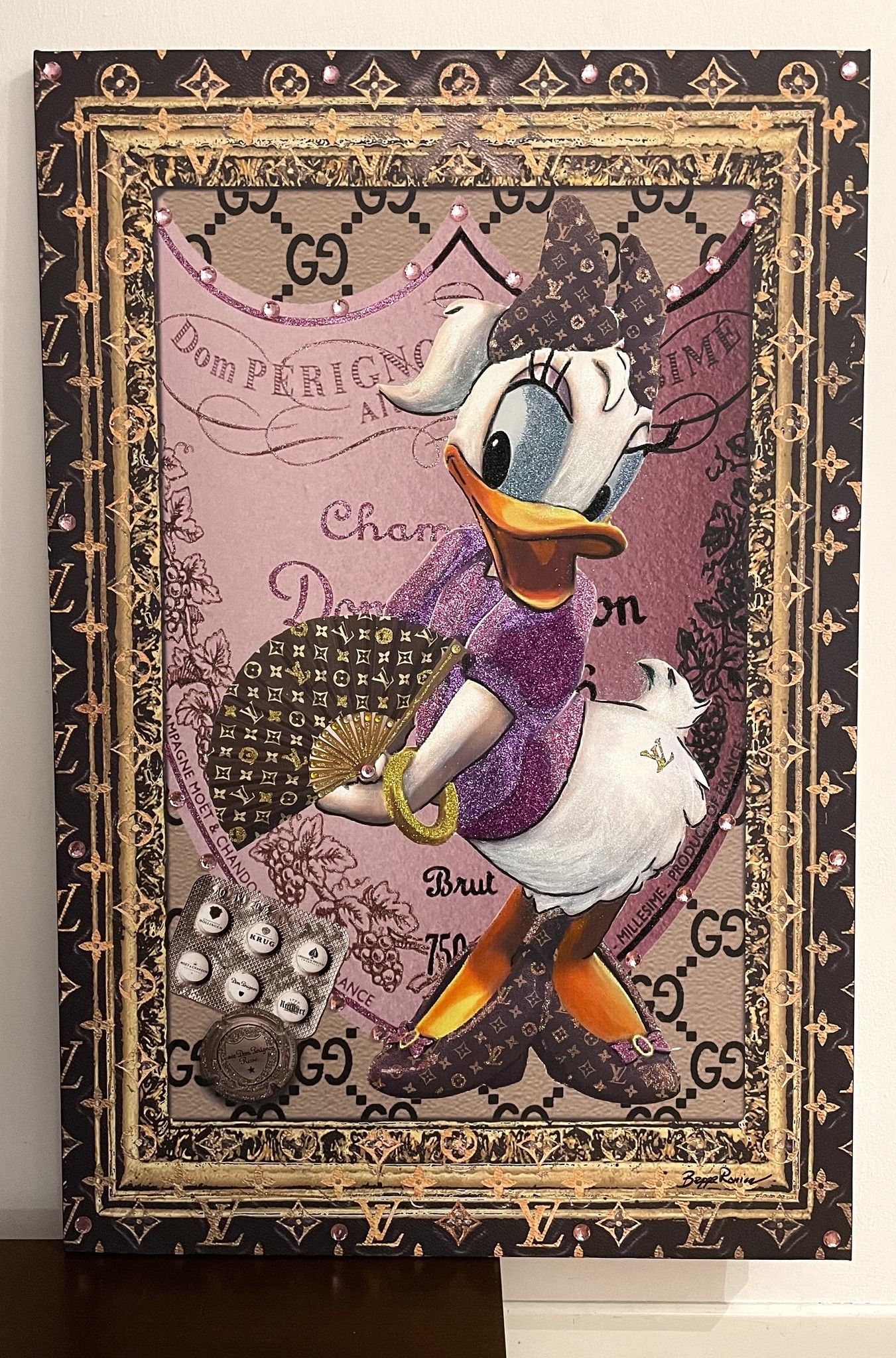 MIXED MEDIA SU TELA BEPPE  RANICA ' DAISY DUCK DOM PERIGNON '  dimensioni L 70 x H 105 cm.
