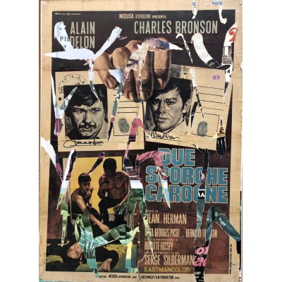 DECOLLAGE MANIFESTO ORIGINALE ANTONIO DEODATO ' DUE SPORCHE CAROGNE ' dimensioni L 100 x H 140 cm.