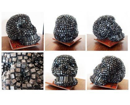 SCULTURA JORGE CASTRO GOMEZ " FACE DEATH " dimensioni L 30 x H 30 x P 40 cm.