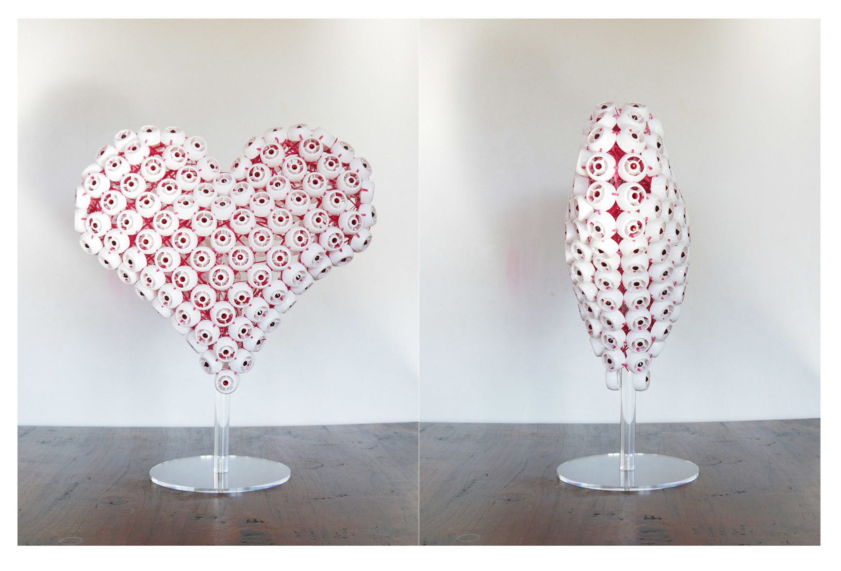 SCULTURA JORGE CASTRO GOMEZ " WHITE HEART "  dimensioni L 30 x H 40 x P 15 cm.