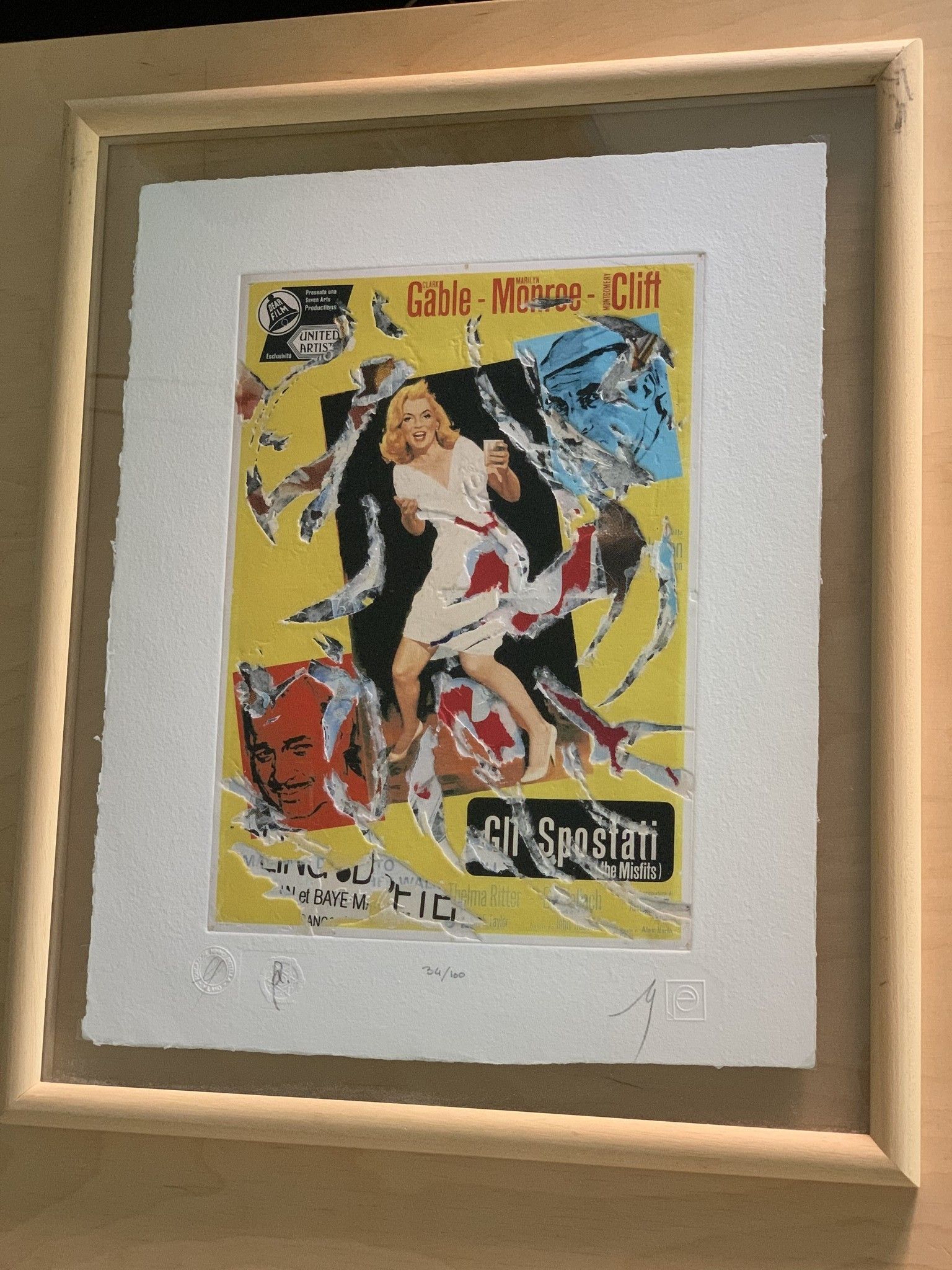 SERIGRAFIA MIMMO ROTELLA ' GLI SPOSTATI '  dimensioni L 52 x H 62 cm.