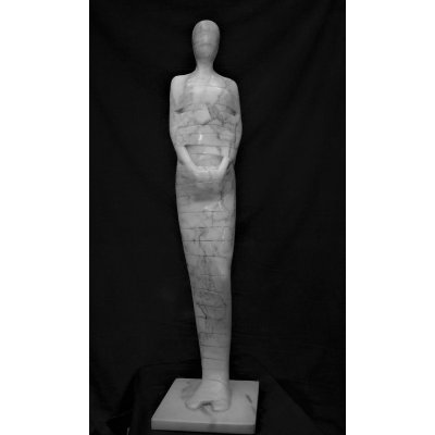 SCULTURA IN MARMO SMAIL ZIZI " TABU' 4 " dimensioni L 19 x H 82 x P 19 cm.