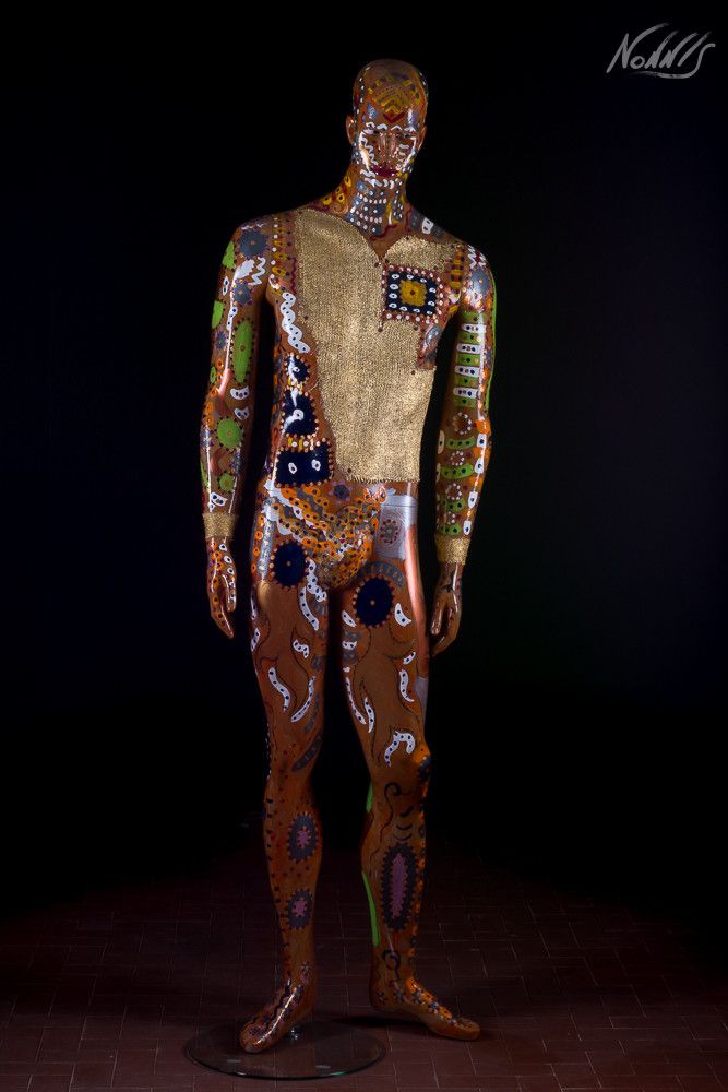 SCULTURA FRANCO NONNIS " ALESSANDRO "  dimensioni L 40 x H 180 x P 40 cm.