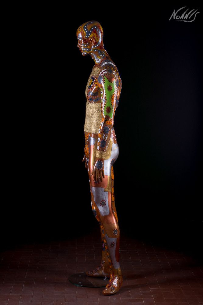 SCULTURA FRANCO NONNIS " ALESSANDRO "  dimensioni L 40 x H 180 x P 40 cm.