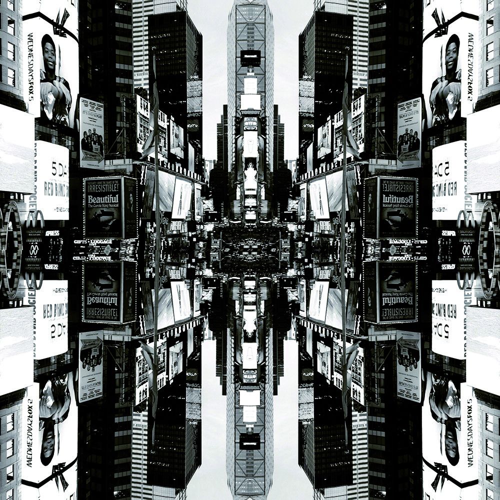 FOTOGRAFIA MAX FALSETTA SPINA ' NEW YORK STUDIO 12 '   dimensioni L 100 x H 100 cm.