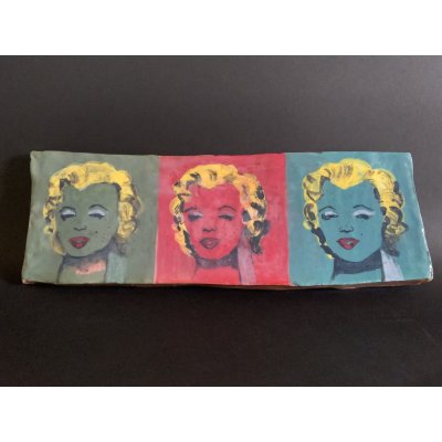 SCULTURA KATIA BRUGNOLO ' MARYLIN MONROE ' dimensioni L 38 x H 13 cm.