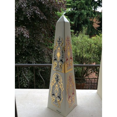 SCULTURA KATIA BRUGNOLO ' OBELISCO GRANDE ' dimensioni H 72 cm.