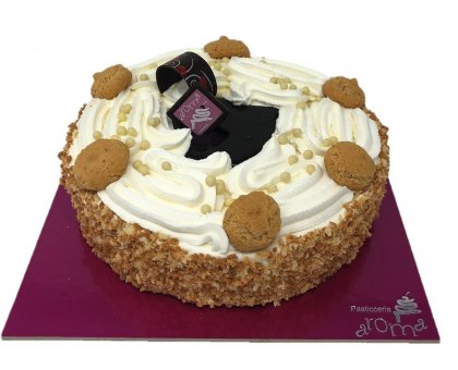 Torta al mascarpone caffe' e amaretto composizione DOLCE AMARETTO