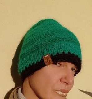 Berretta Smeraldo Pezzo unico Fatta a mao in Italia