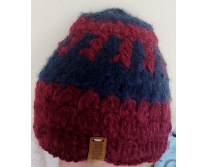 Berretta B&B in 100% mohair in doppio filo lavorata a mano