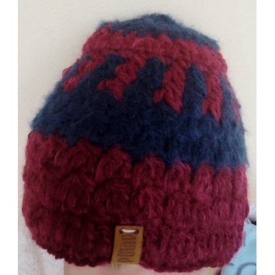 Berretta B&B in 100% mohair in doppio filo lavorata a mano