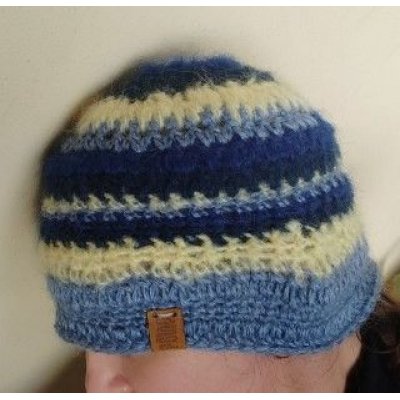Berretta Righe blugia Pezzo unico Fatta a mano in Italia