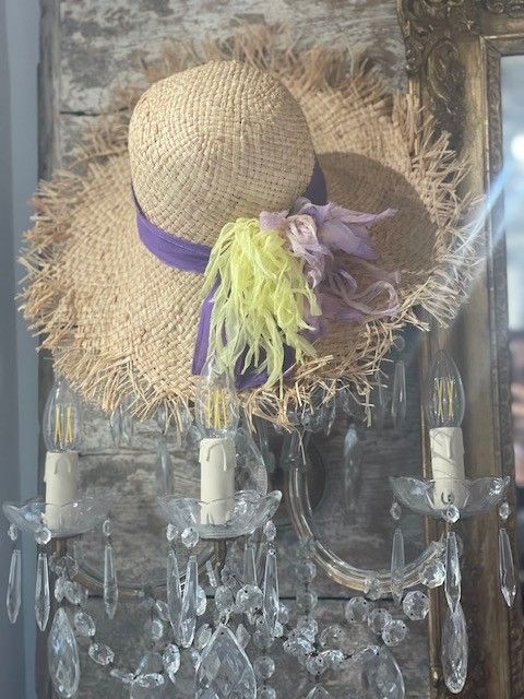 Cappello in seta  by Amarantissima