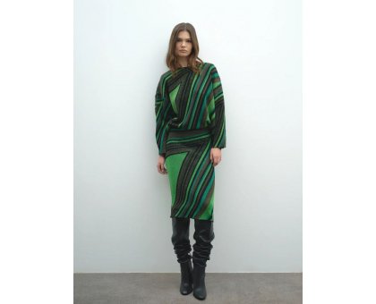 AKEP modello Maglia Girocollo Riga Diagonale