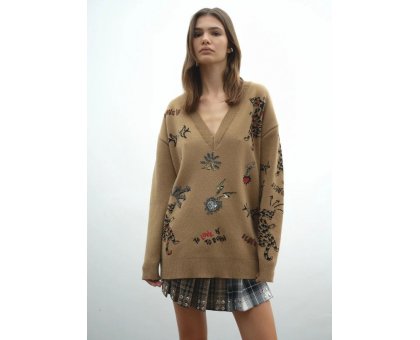 AKEP modello Maglia Scollo V con Ricami