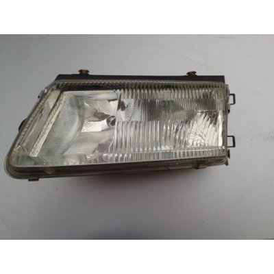 FANALE ANTERIORE DX VW PASSAT COD. HELLA 2BA003363181