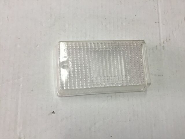 GEMMA POSTERIORE DX BIANCA FIAT 131 ->1974 COD. LEART 17046020