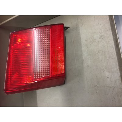 FANALE POSTERIORE INT.DESTRO LANCIA DEDRA 94-> COD. MARELLI LLB221