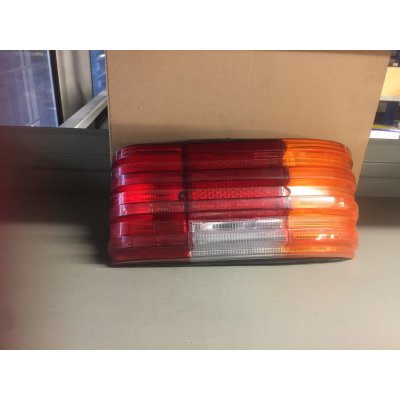 FANALE POSTERIORE DESTRO MERCEDES 114 1977 COD. LEART 27352000