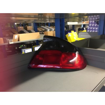 FANALE POSTERIORE DESTRO OPEL TIGRA 10-94-> COD.VALEO 085646